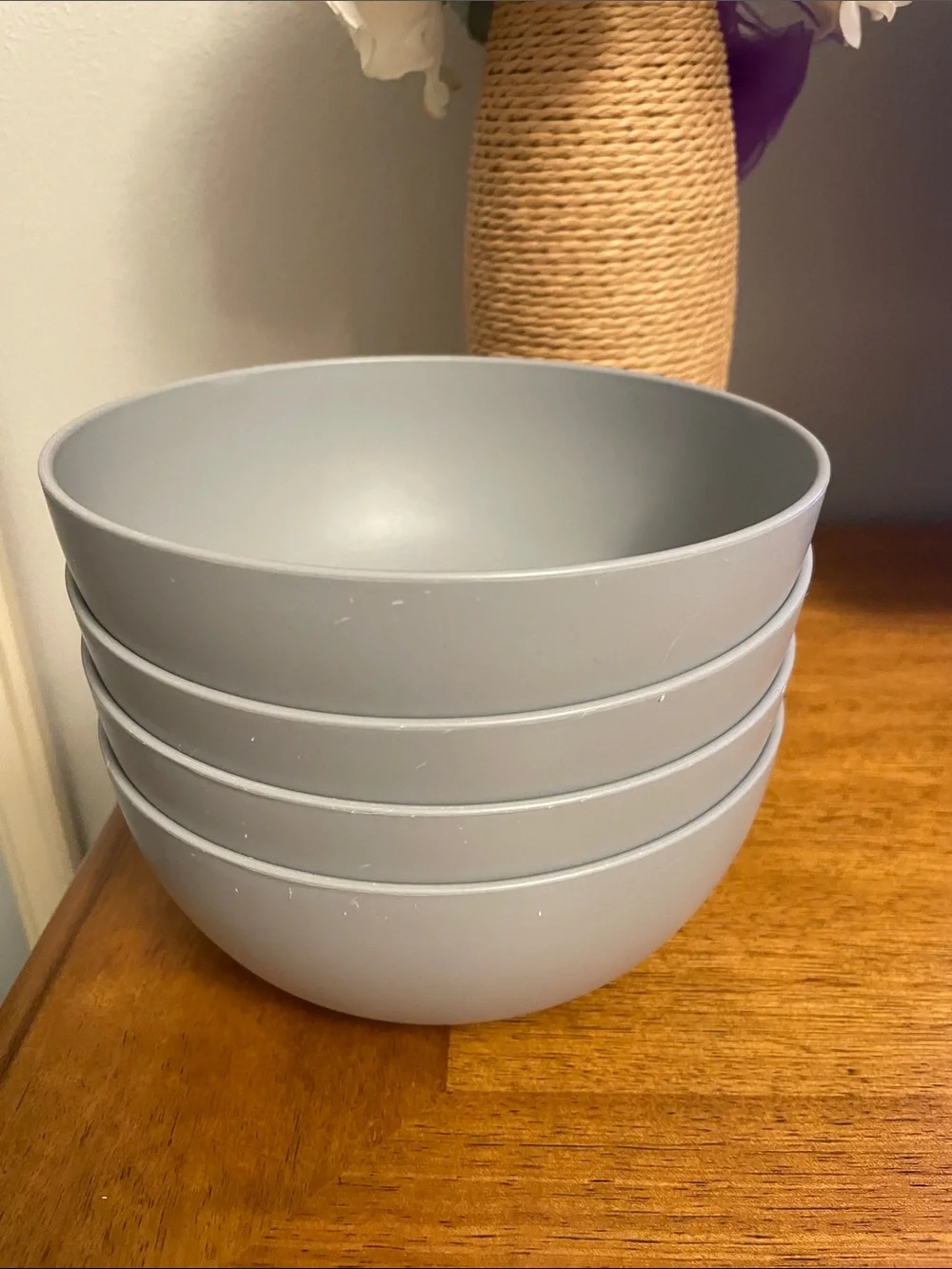 Set of 4 MAINSTAYS Gray Large Bowls Holds Up To Four Cups Each Great Shape